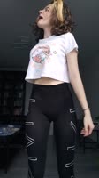 576x1024
