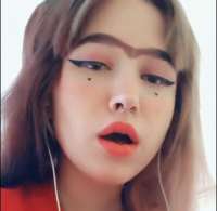 381x372