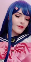 888x1742