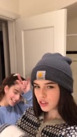 576x1024