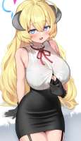 766x1327