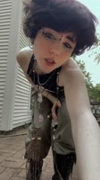 576x1024