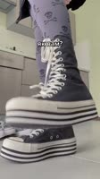 576x1024