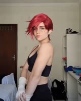 576x716