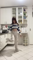 576x1024