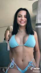 576x1024