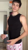 576x1024