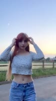 684x1216