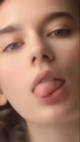 468x826