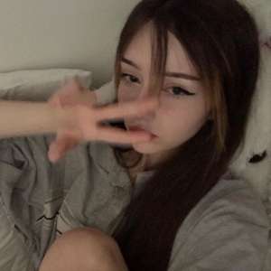 736x736