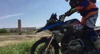 848x464