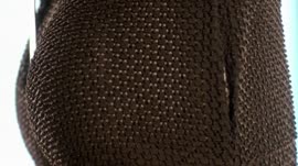 700x392