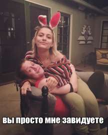 600x749