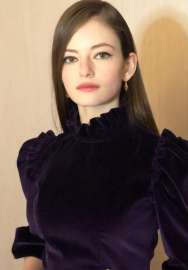 558x800