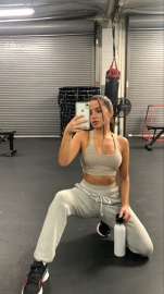 828x1472