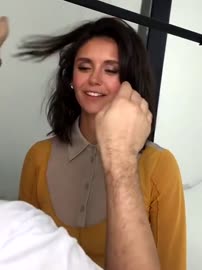 640x854