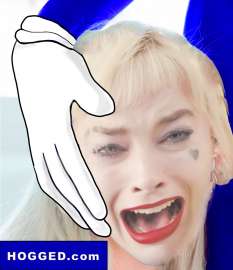 933x1080