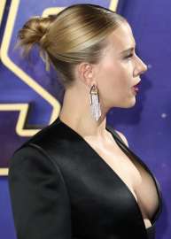 700x977