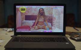 1403x878