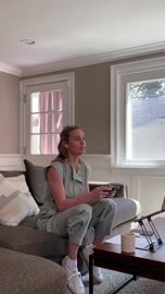 608x1080