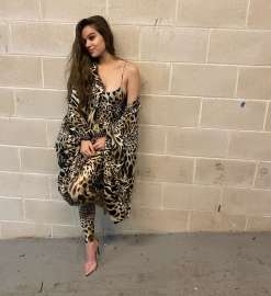 1307x1423