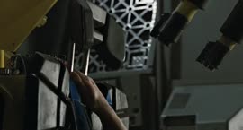 640x346