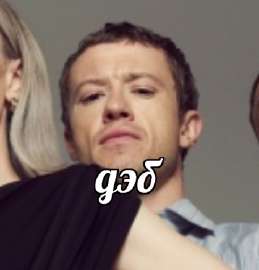 358x372
