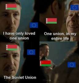 700x734