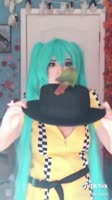 608x1080