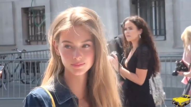 736x414