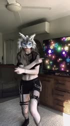 576x1024