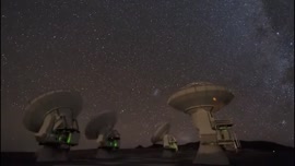 816x460