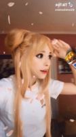 287x512
