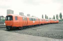 757x495