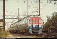 981x670