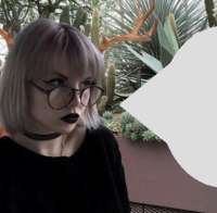 388x381