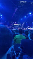 608x1080