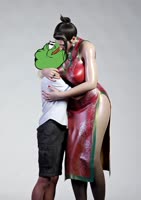 692x976