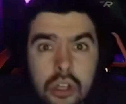 440x363