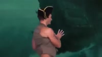 640x360