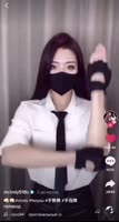 688x1280