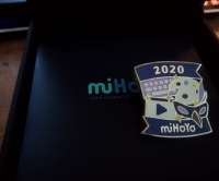 926x773