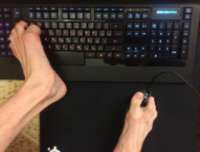 320x244