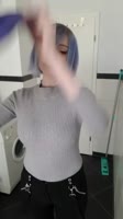 576x1024