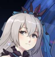704x727