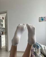 1044x1280