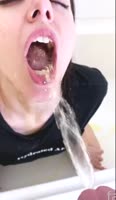 608x1046