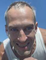 612x800