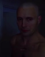 576x730