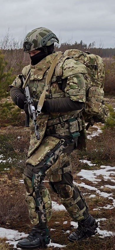 390x844